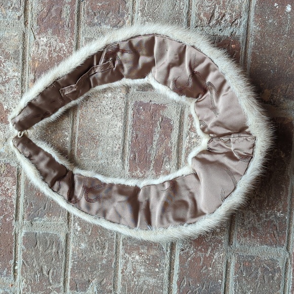 Vintage Mid Century Cream Mink Detachable Fur Collar - Picture 4 of 4